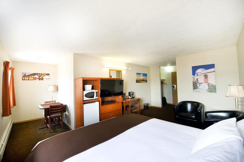 Riviera Motor Inn Saskatoon Szoba fotó