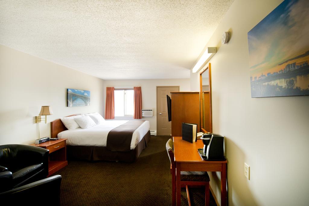 Riviera Motor Inn Saskatoon Szoba fotó