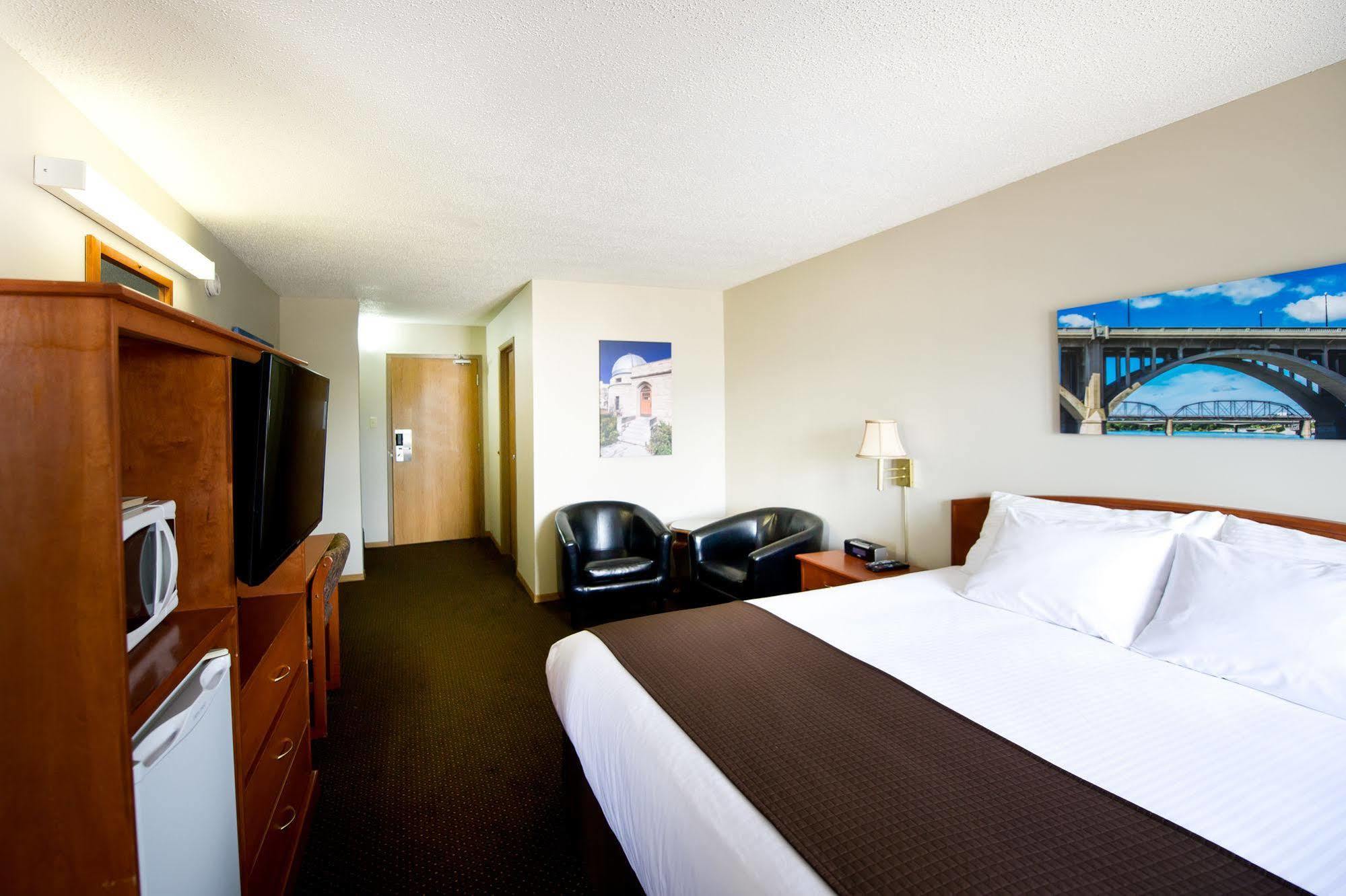 Riviera Motor Inn Saskatoon Kültér fotó