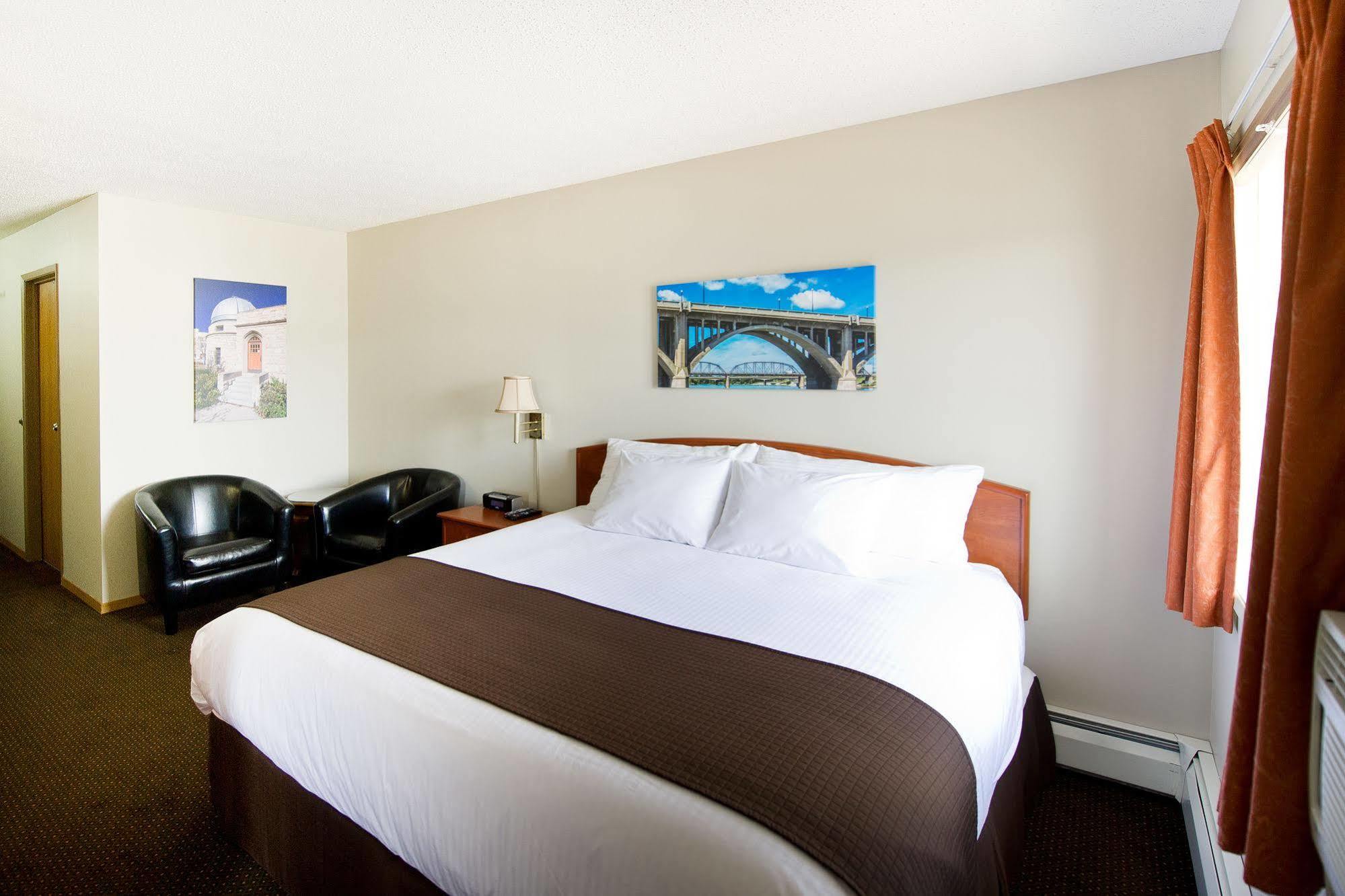 Riviera Motor Inn Saskatoon Kültér fotó
